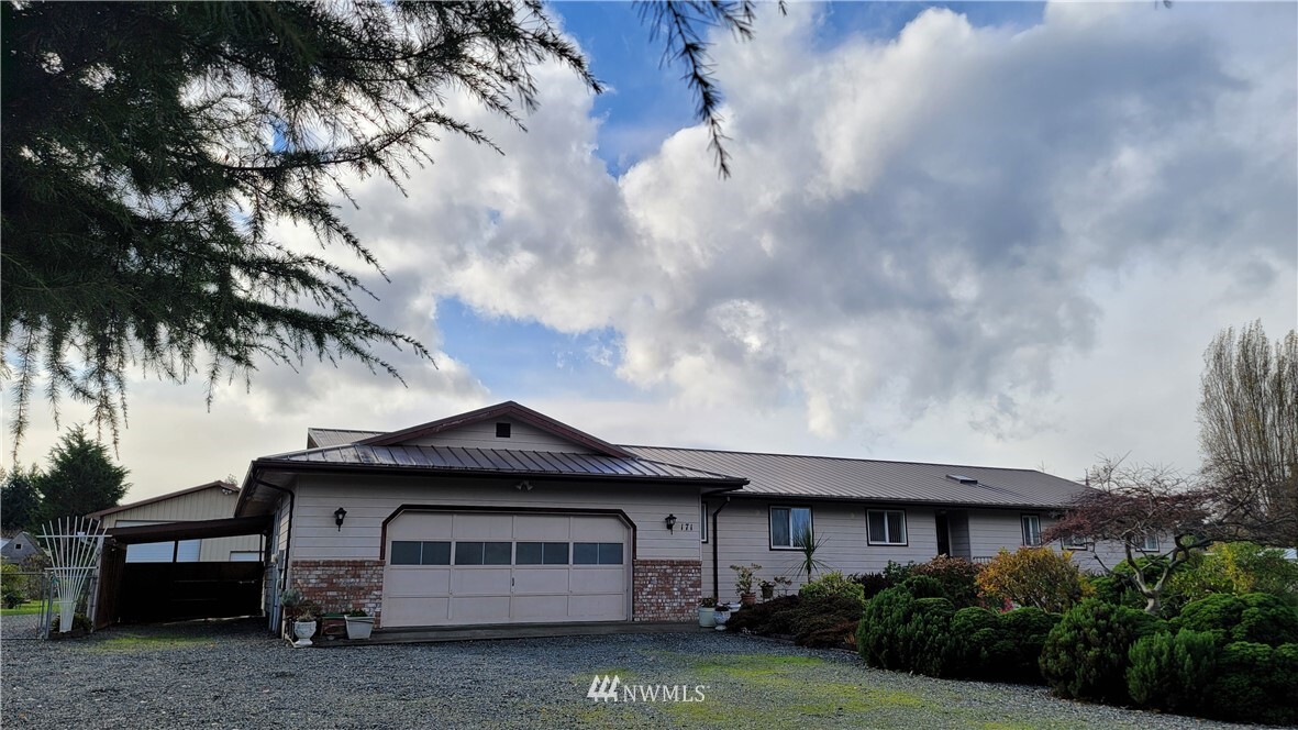 Property Photo:  171 Mantle Road  WA 98382 