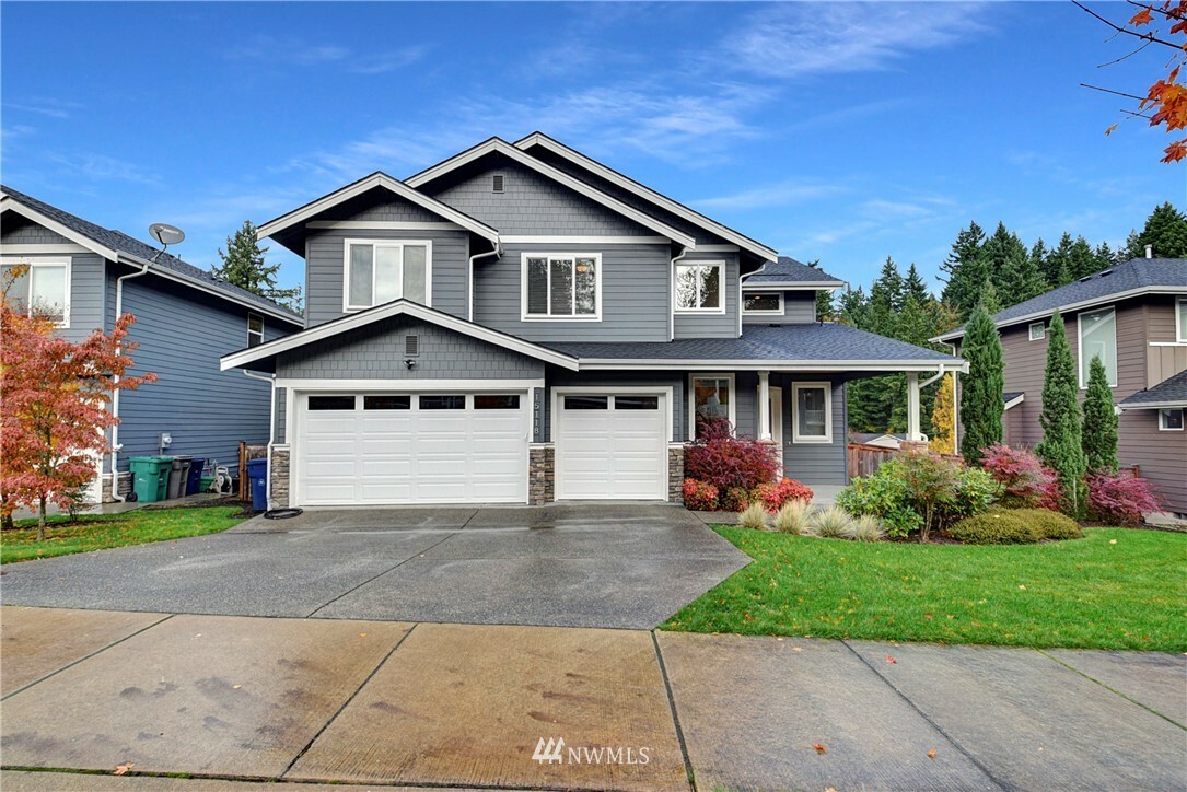 Property Photo:  15118 NE Woodland Place  WA 98072 