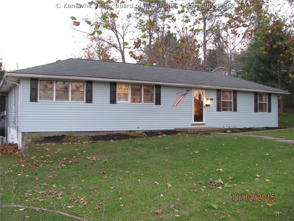 Property Photo: 4619 Spring Hill Avenue WV 25309
