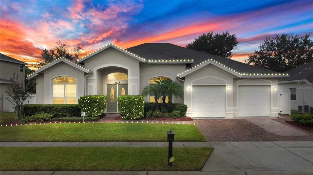 Property Photo: 3325 Herringridge Drive FL 32812
