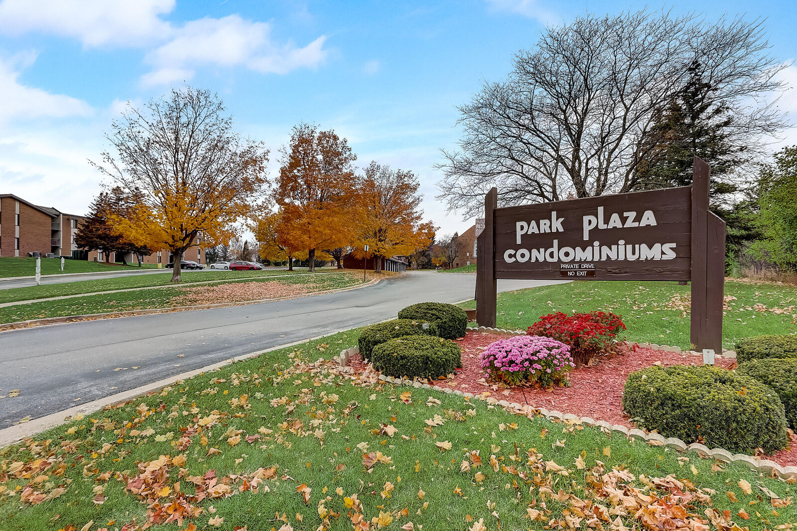 Property Photo: 9115 N Park Plaza Ct WI 53223