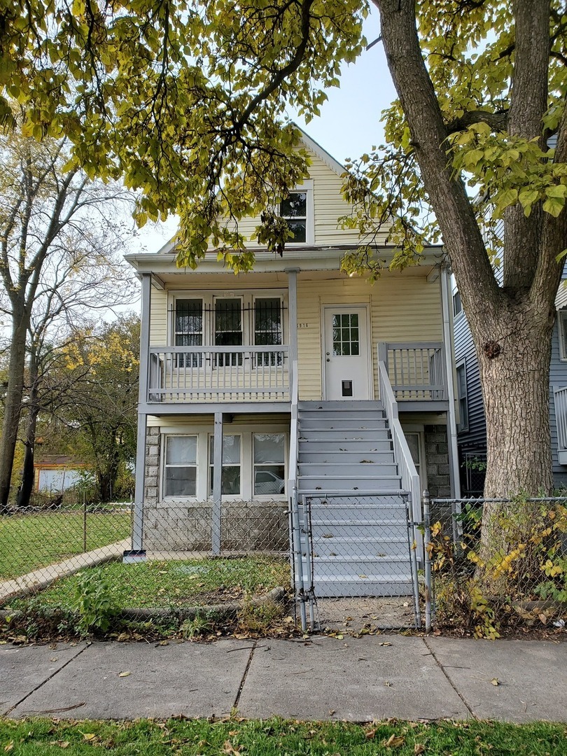 Property Photo:  6916 S Wood Street  IL 60636 