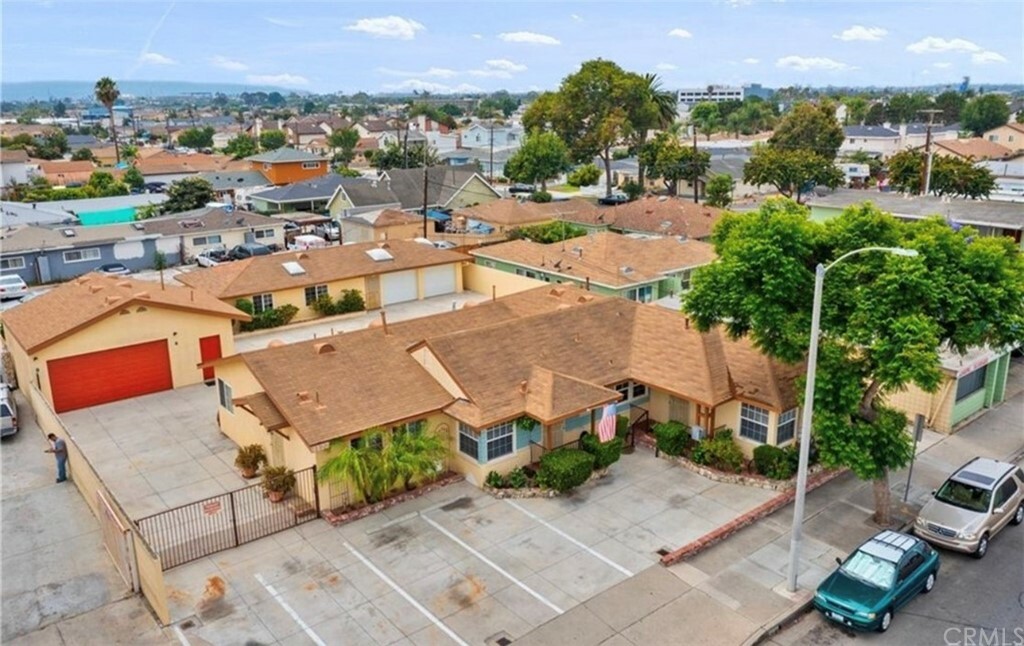 Property Photo:  4124 Marine Avenue  CA 90260 