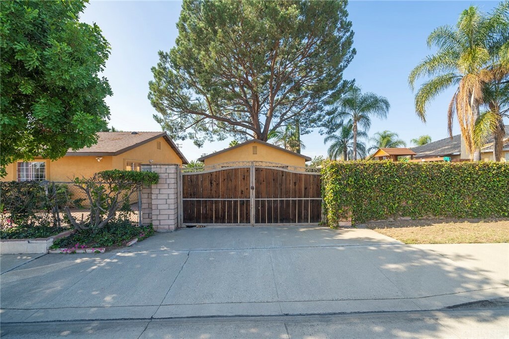 Property Photo:  4574 Orchard Street  CA 91763 
