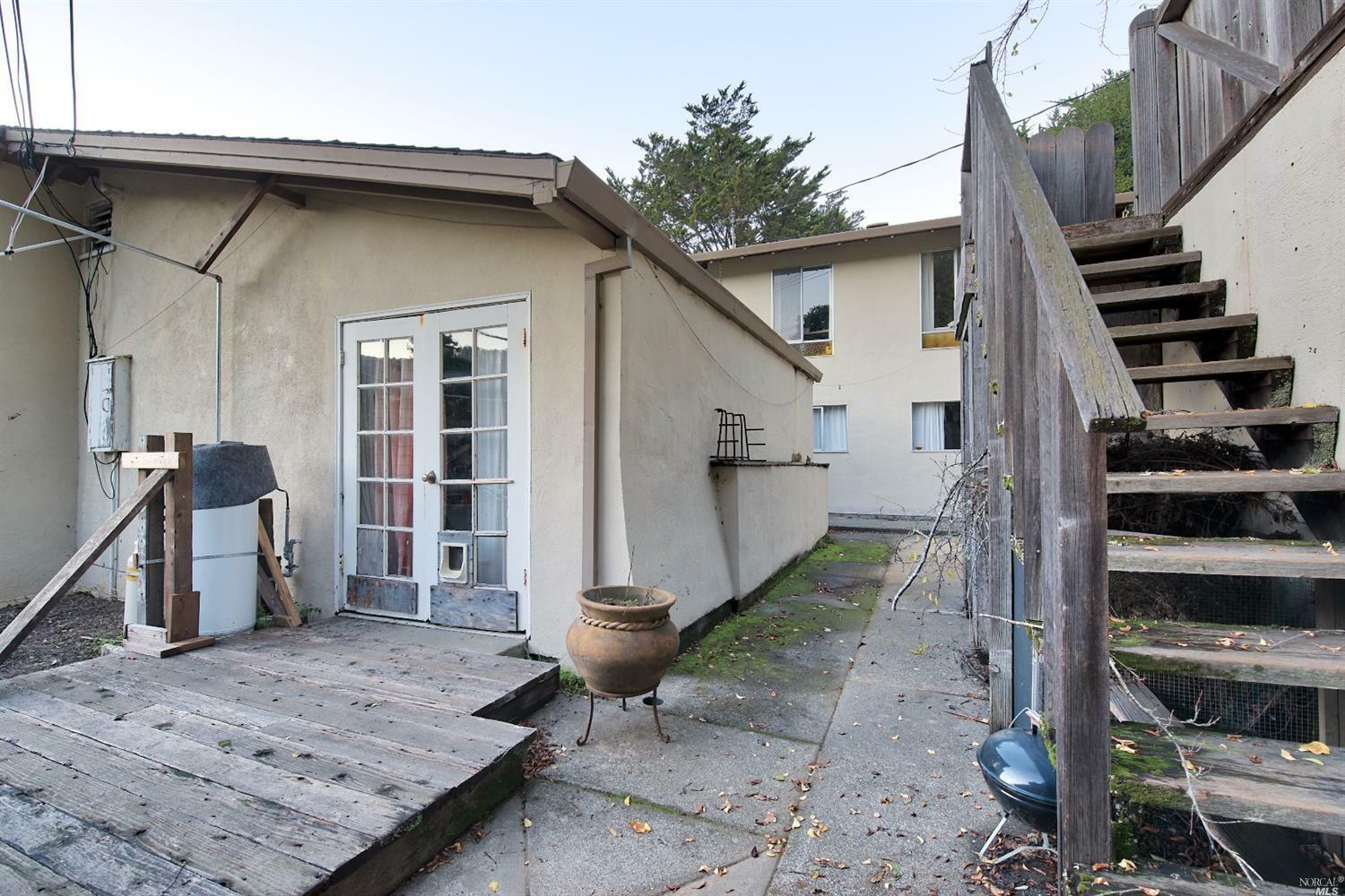 Property Photo: 532 B Shoreline Highway CA 94941