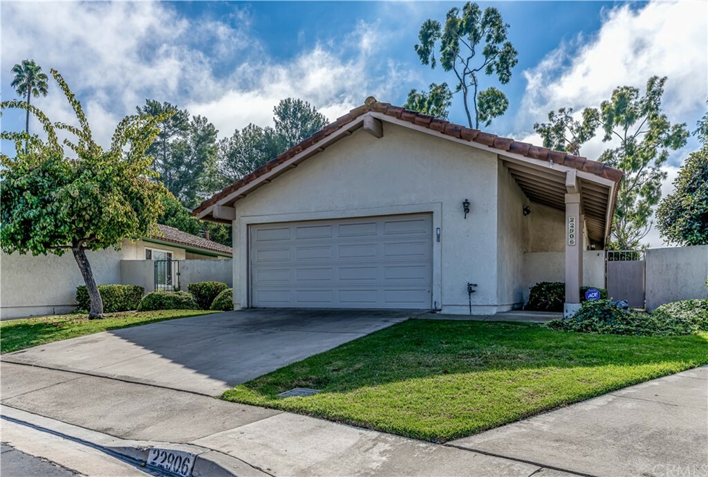 22906 Via Cruz  Laguna Niguel CA 92677 photo