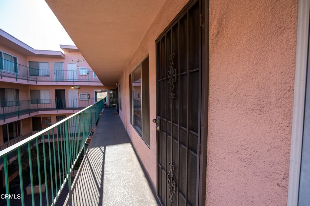 Property Photo:  335 Cedar Avenue 312  CA 90802 