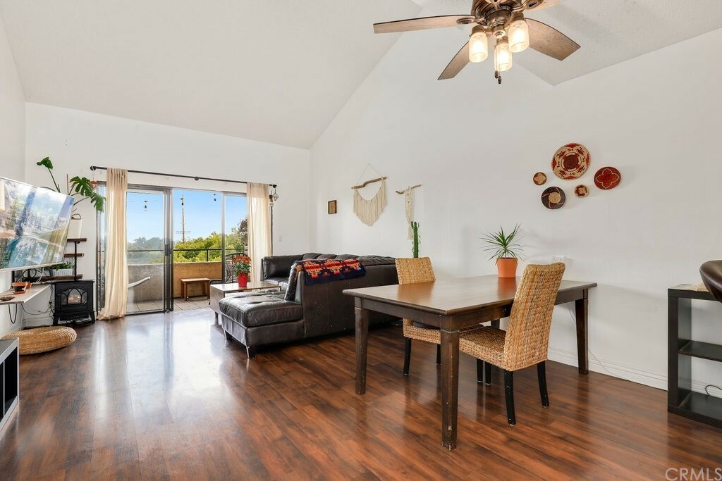 Property Photo:  26051 S Vermont Avenue 305C  CA 90710 