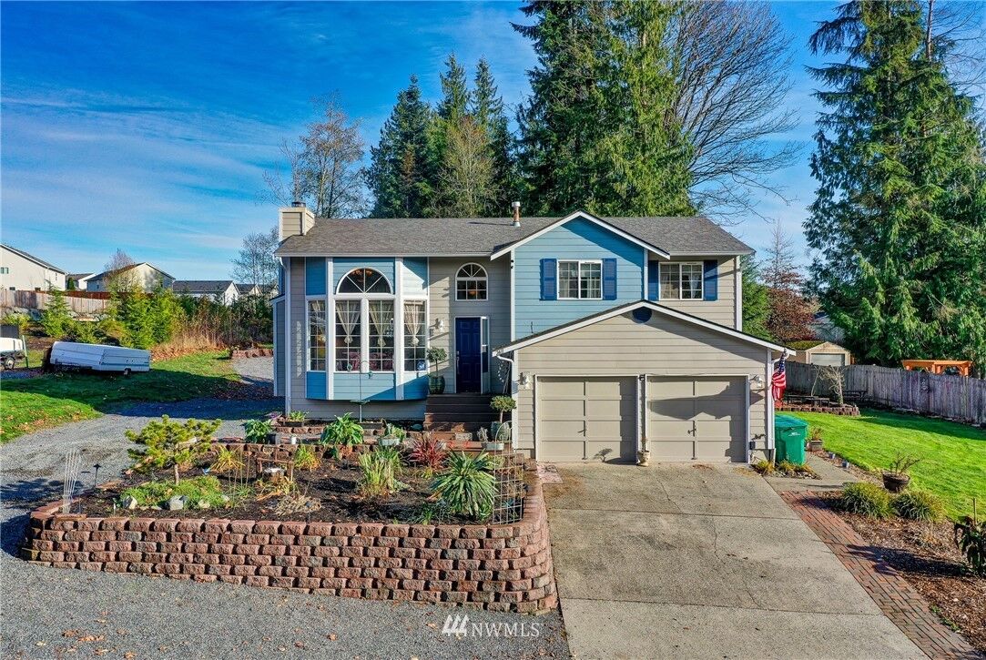 Property Photo:  2411 115th Avenue SE  WA 98258 