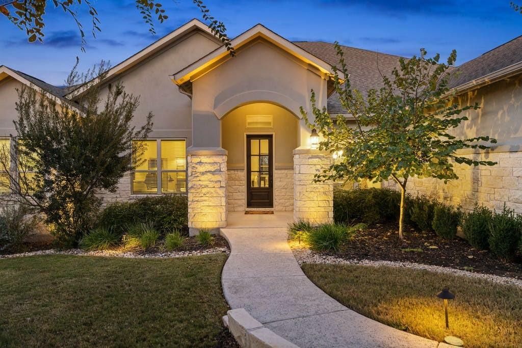 Property Photo:  256 Standing Oak Drive  TX 78633 