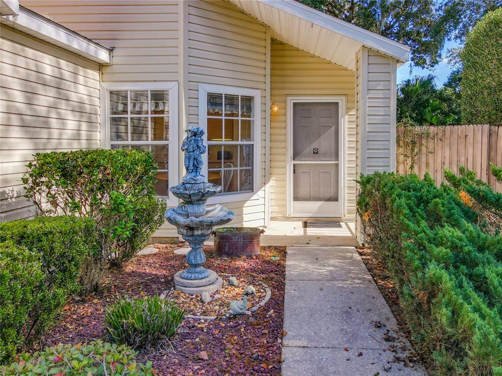 Property Photo:  4744 Heron Run Circle  FL 34748 