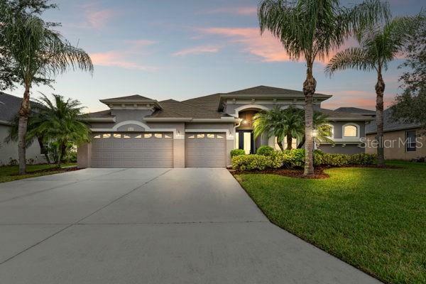 Property Photo:  7633 Heyward Circle  FL 34201 