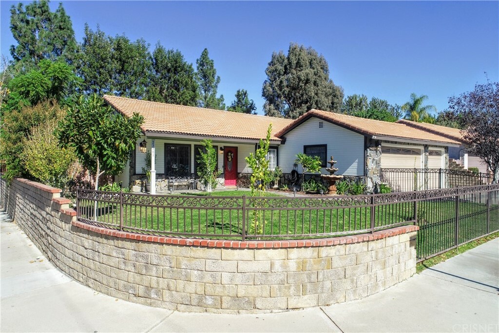 Property Photo:  23361 Happy Valley Drive  CA 91321 