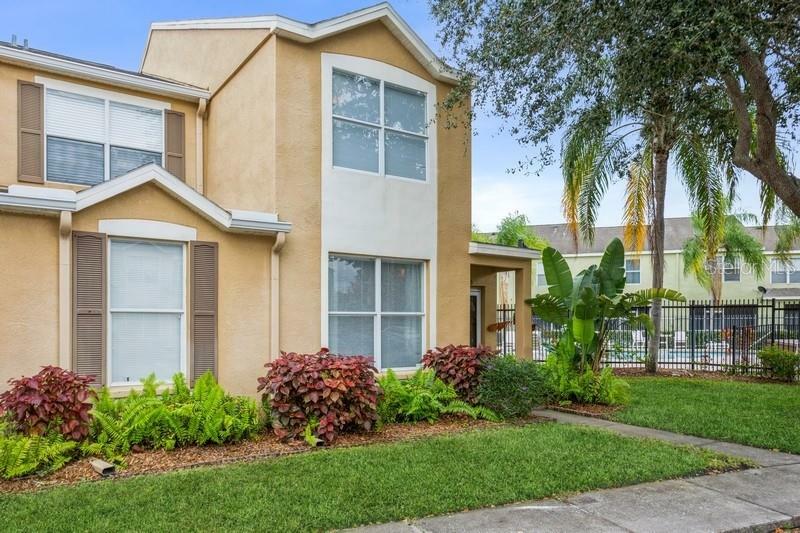 Property Photo: 10426 Heron Lake Drive FL 33569