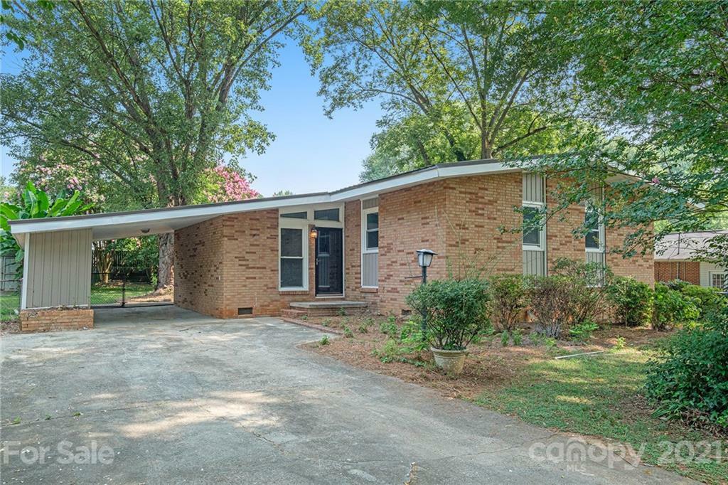 Property Photo:  2928 Whitson Road  NC 28054 