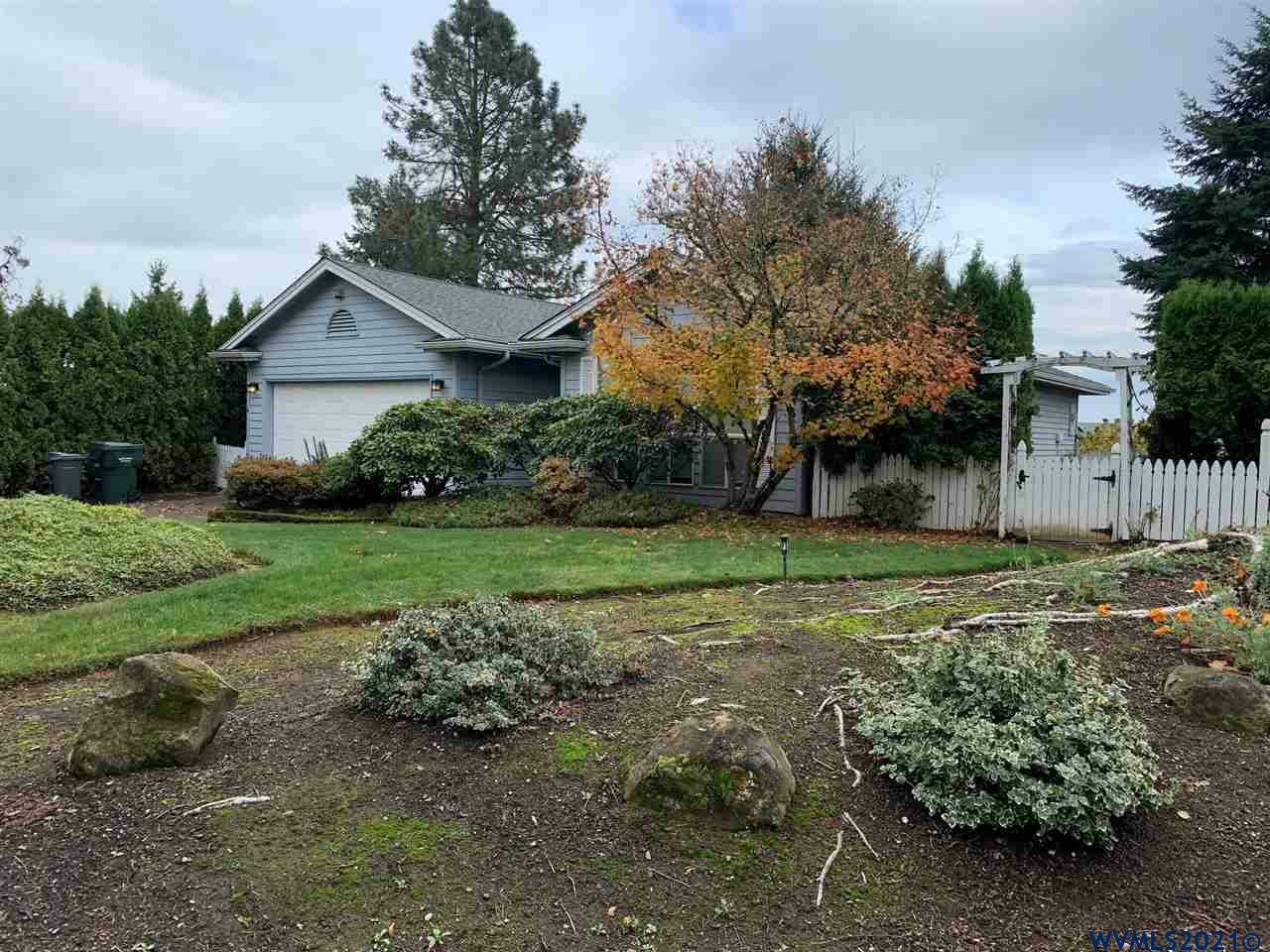 Property Photo:  566  Sunwood Dr NW  OR 97304 