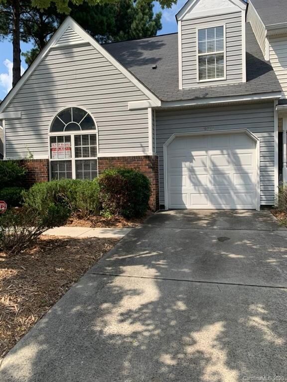 Property Photo:  9731 Elizabeth Townes Lane  NC 28277 
