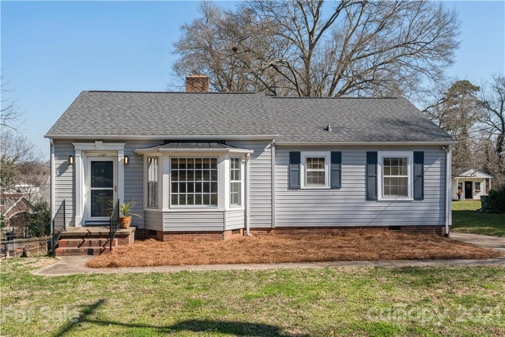 Property Photo:  105 Crest Street  NC 28120 
