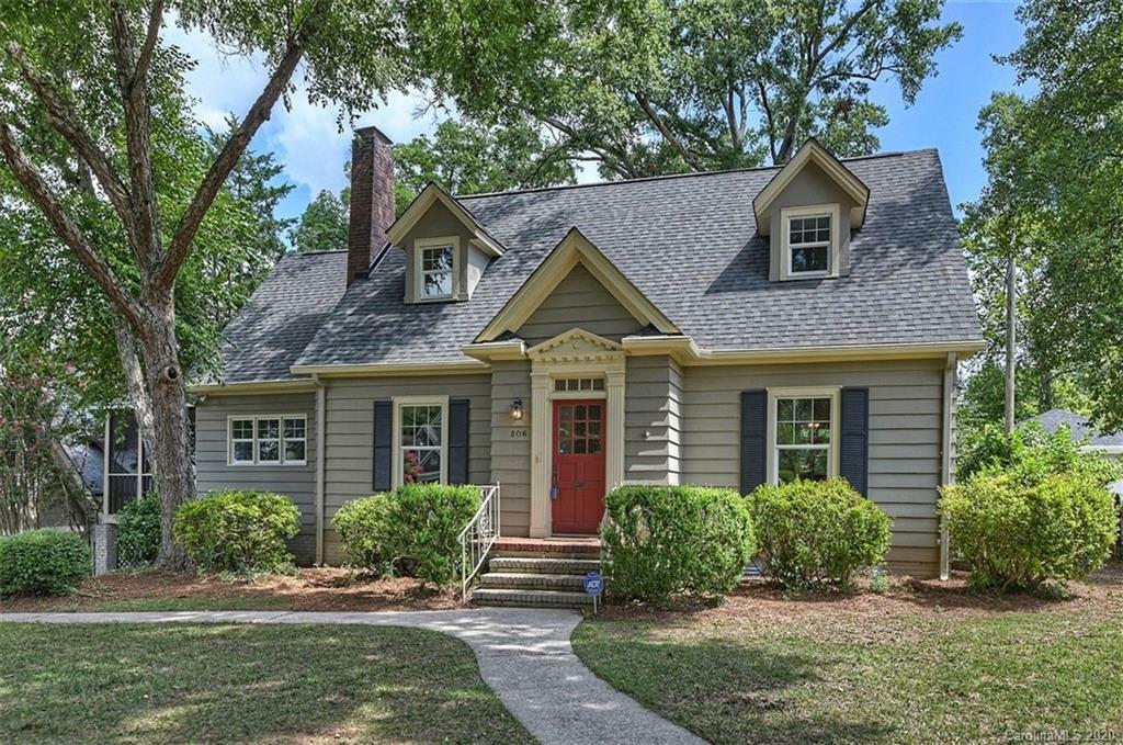 Property Photo: 206 Tranquil Avenue NC 28209