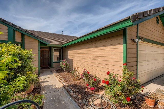 Property Photo:  23831 Oak Meadow Drive  CA 92065 