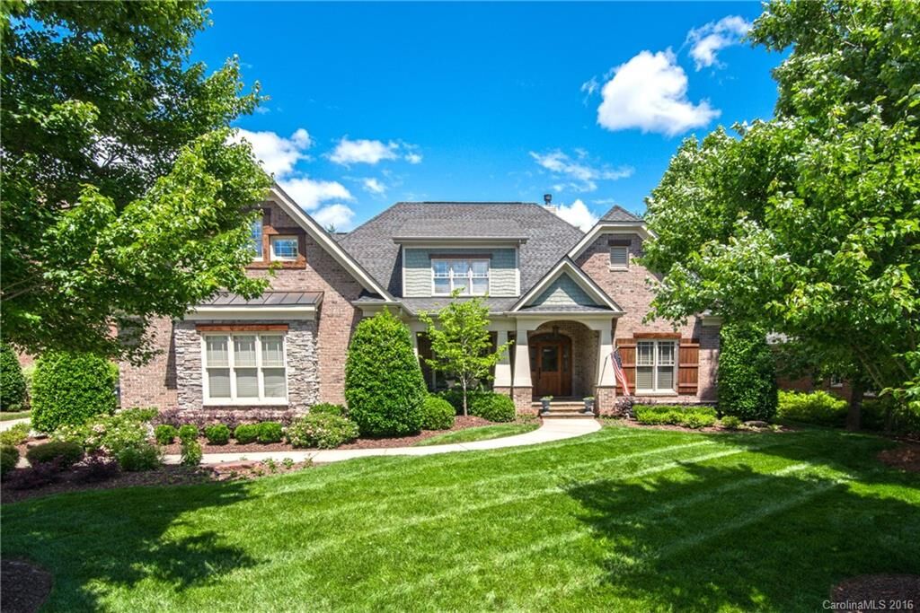 Property Photo:  1005 Mapesbury Lane  NC 28173 