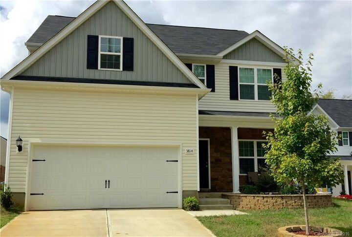 3814 Quiet Creek Circle 24  Charlotte NC 28213 photo
