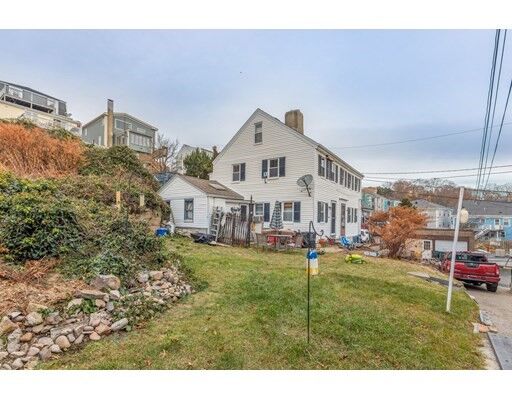Property Photo:  6 Herrick Ct  MA 01930 