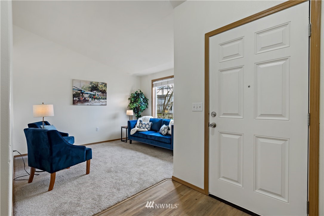 Property Photo: 17423 89th Avenue E WA 98375