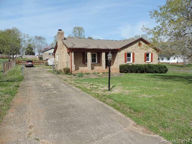 Property Photo:  405 Oregon Way  NC 28056 