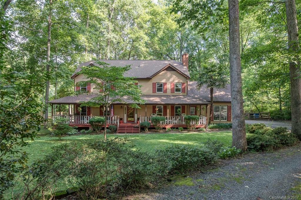 Property Photo:  5427 Birchhill Road  NC 28227 