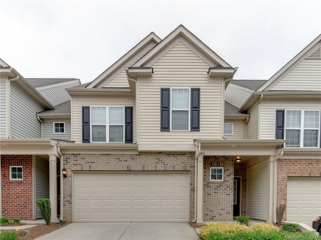 Property Photo:  4861 Fonthill Lane .  NC 28210 