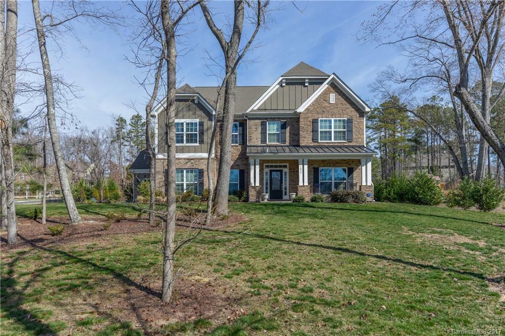 Property Photo:  1835 Kings Manor Court  NC 28105 