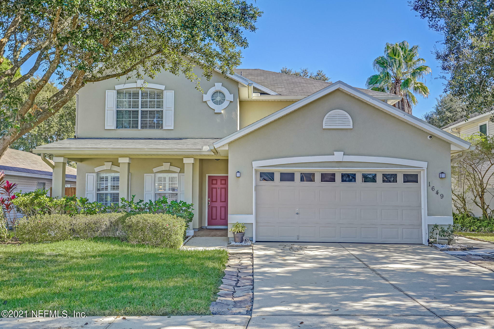 Property Photo:  1649 Hawkins Cove Drive E  FL 32246 