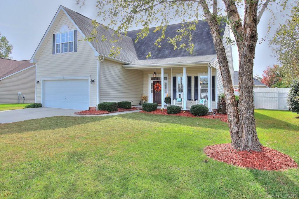 Property Photo:  7104 Conifer Circle  NC 28079 