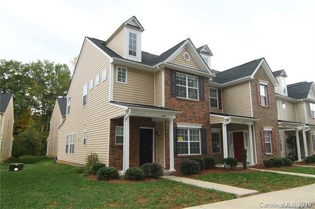 Property Photo: 8648 Twined Creek Lane NC 28227