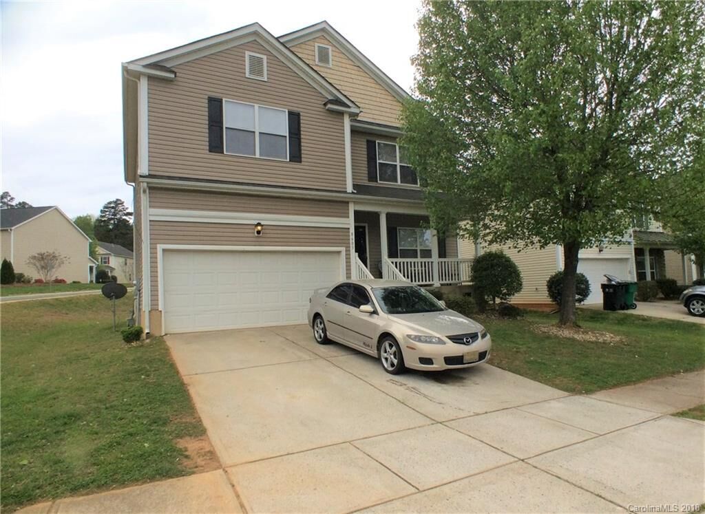 Property Photo: 8603 Earthenware Drive NC 28269