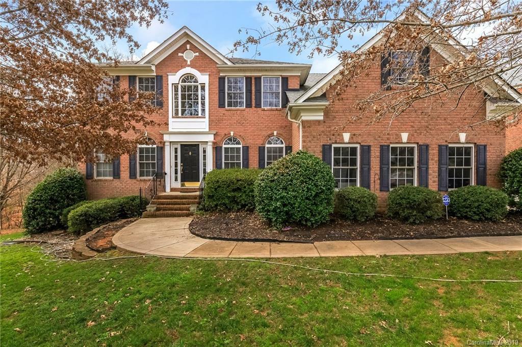 Property Photo: 7907 Denholme Drive NC 28173