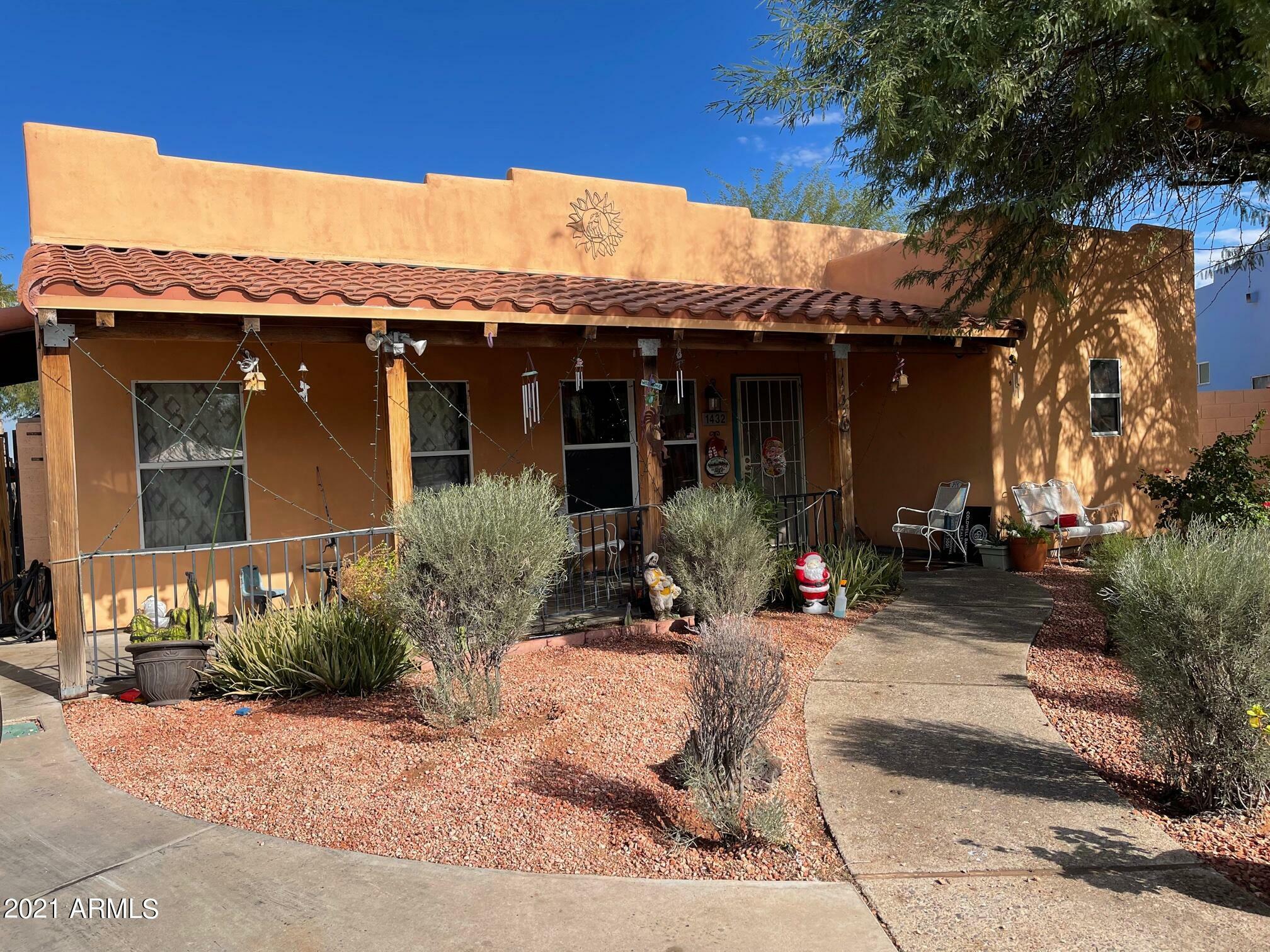 Property Photo:  1432 E Saint Catherine Avenue  AZ 85042 