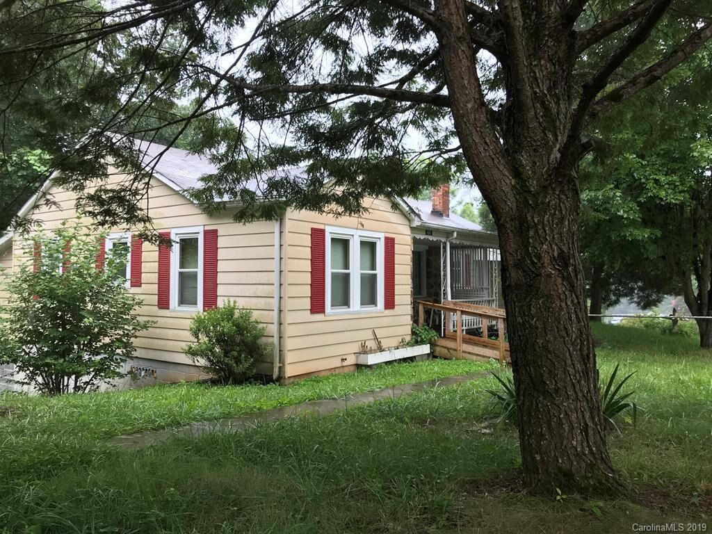 Property Photo:  466 Green Street Loop  NC 28752 