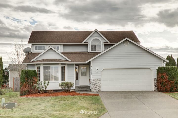 Property Photo:  14021 68th Avenue E  WA 98373 