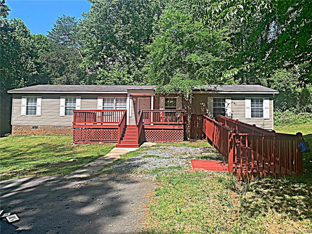 Property Photo: 122 Kem Lane NC 28120