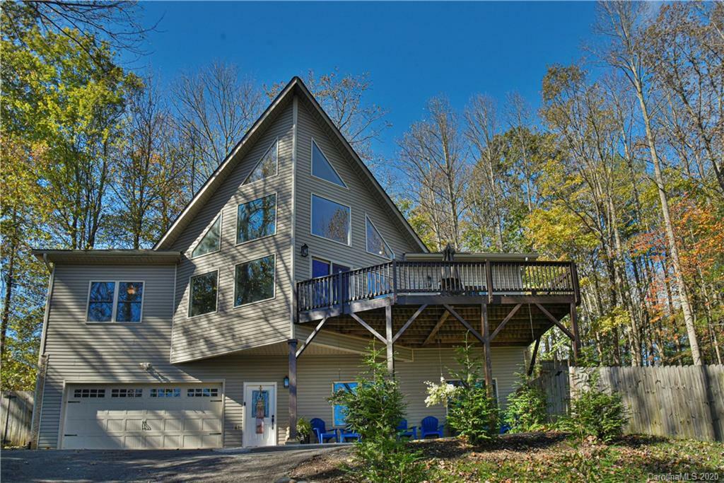 Property Photo:  138 Fiddlers Lane  NC 28759 