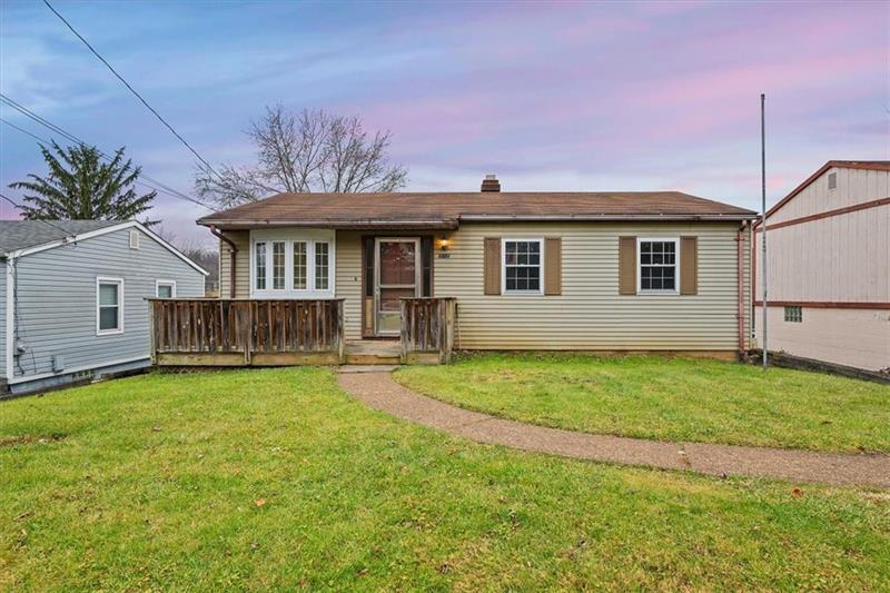 Property Photo:  6324 Crestview Dr  PA 15129 