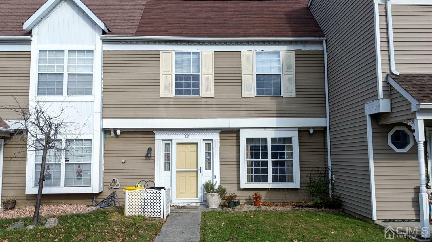 Property Photo:  32 Crandall Drive  NJ 08816 