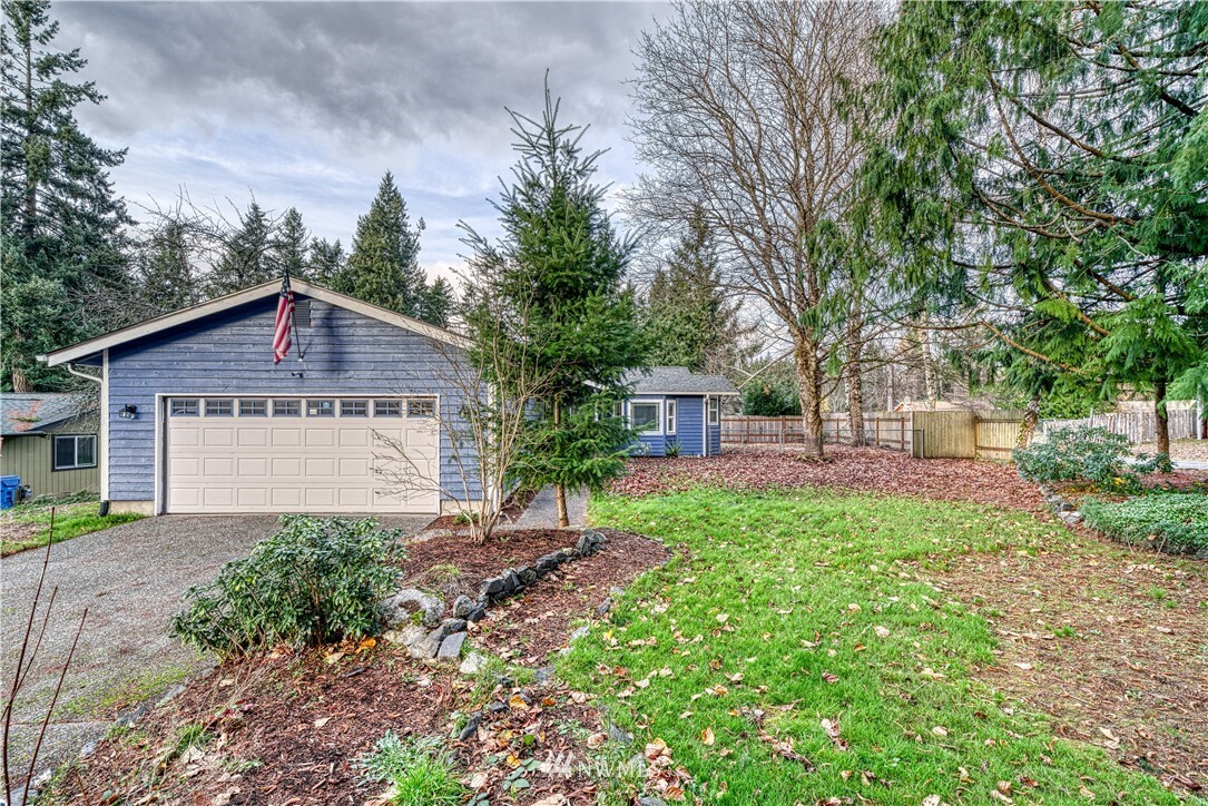 Property Photo: 9121 157th Street E WA 98375