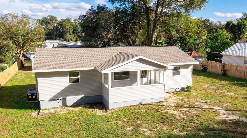 Property Photo:  14750 Arlington Street  FL 33525 