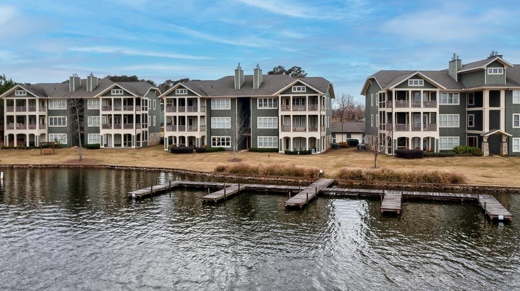 Property Photo:  108 South Bay Road  GA 31024 