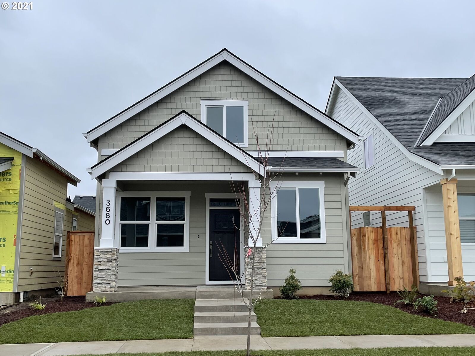 Property Photo: 3680 NE Jacob St OR 97128