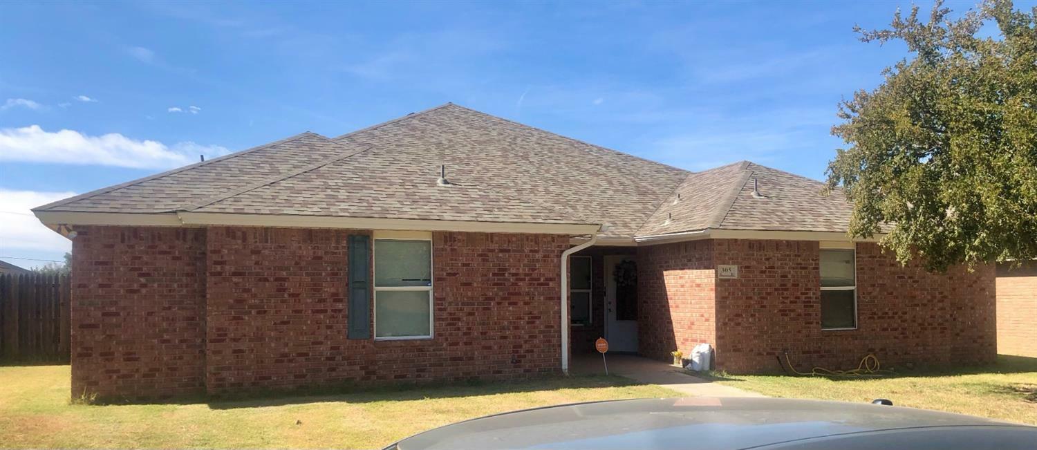 Property Photo:  305 N Clinton Avenue  TX 79416 