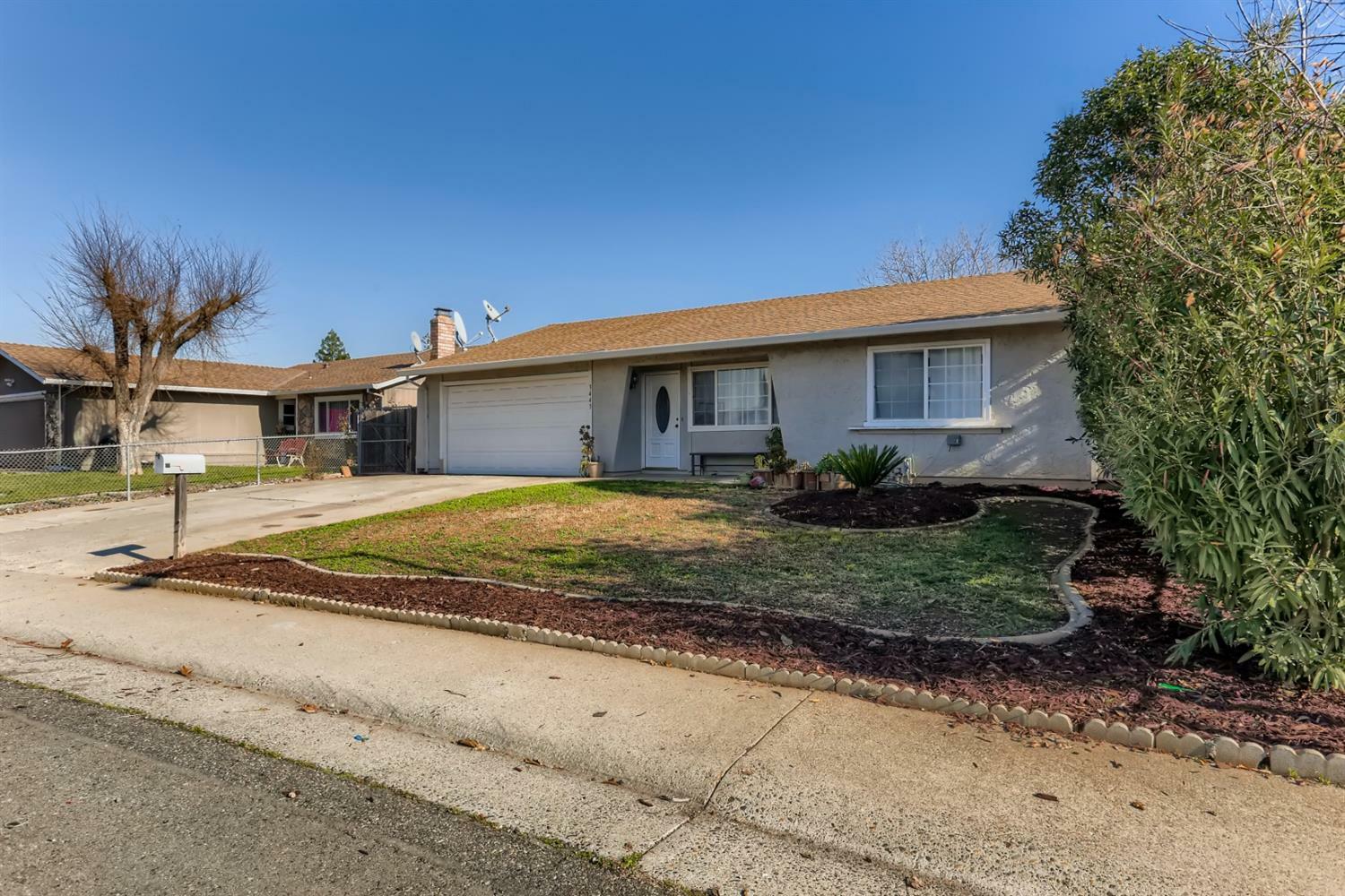 Property Photo:  3443 Nut Plains Drive  CA 95827 